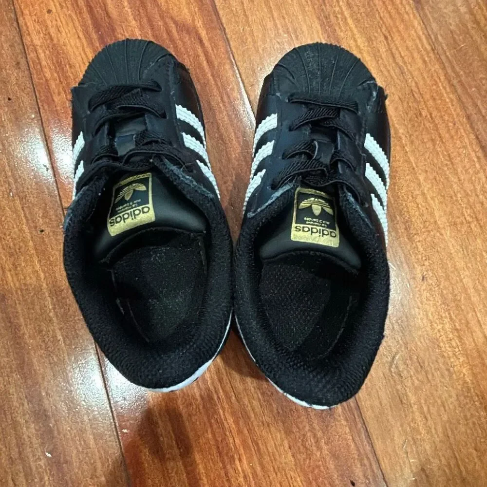 Adidas Superstar Toddler Sneakers “Black/White” — Size 9K